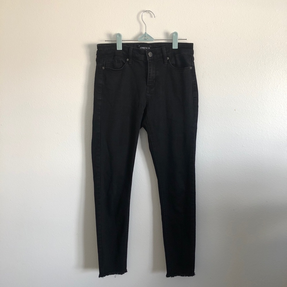 Kenneth Cole crop jeans with fringe (3 for $25)